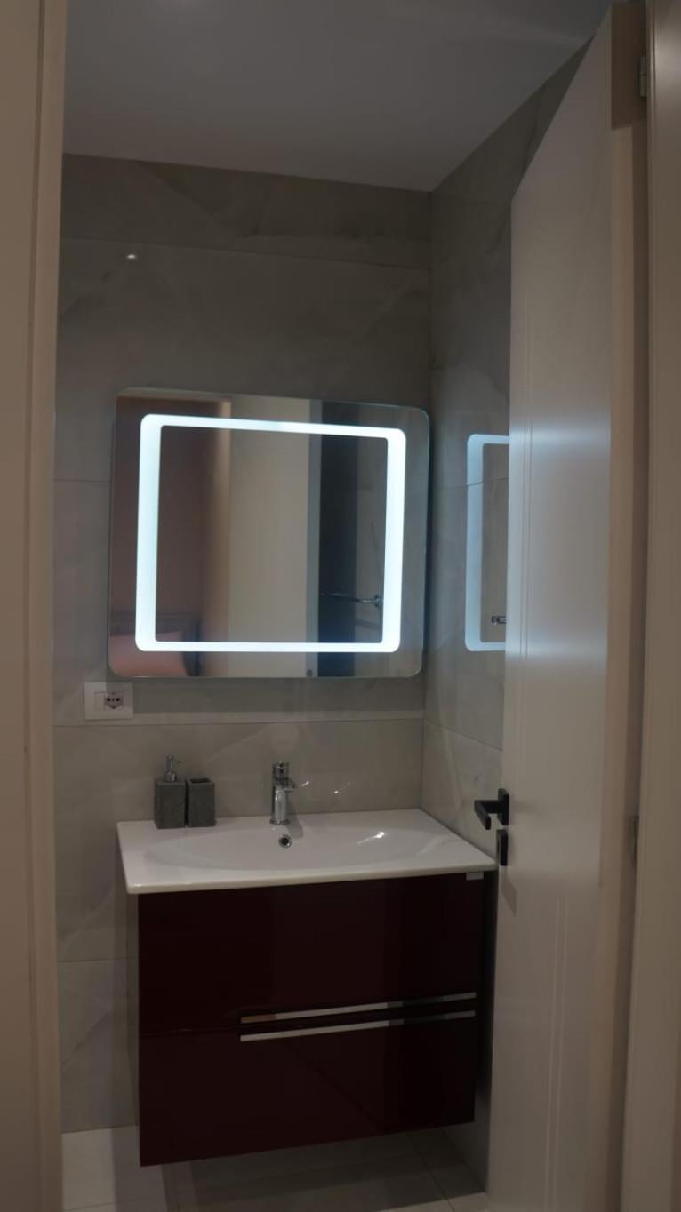 Apartment Centrum Lux Tirana